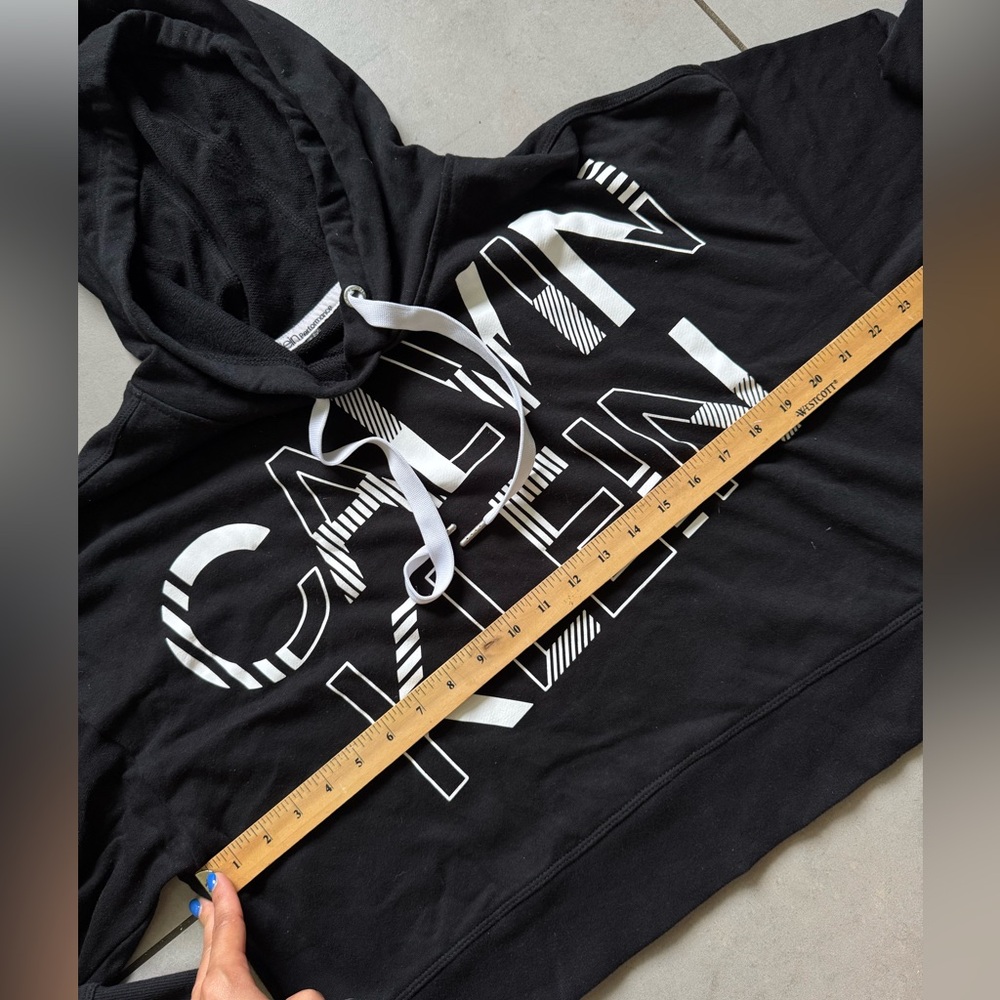 🔥 4 for $20 DEAL Calvin Klein Performance Black Cropped Hoodie – Graphic Logo – - Picture 10 of 13